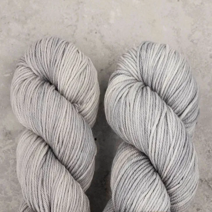 Madelinetosh Tosh DK Astrid Grey Strickgarn 205m Merinowolle