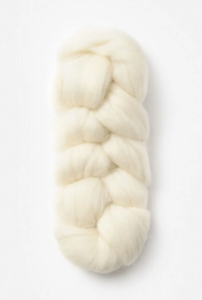 Blue Sky Fibers Brushed Suri Handspin Roving Spinnfaser Beutel