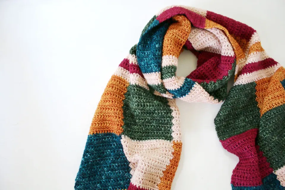 Madelinetosh Merrick Häkelanleitung PDF Schal Tosh DK