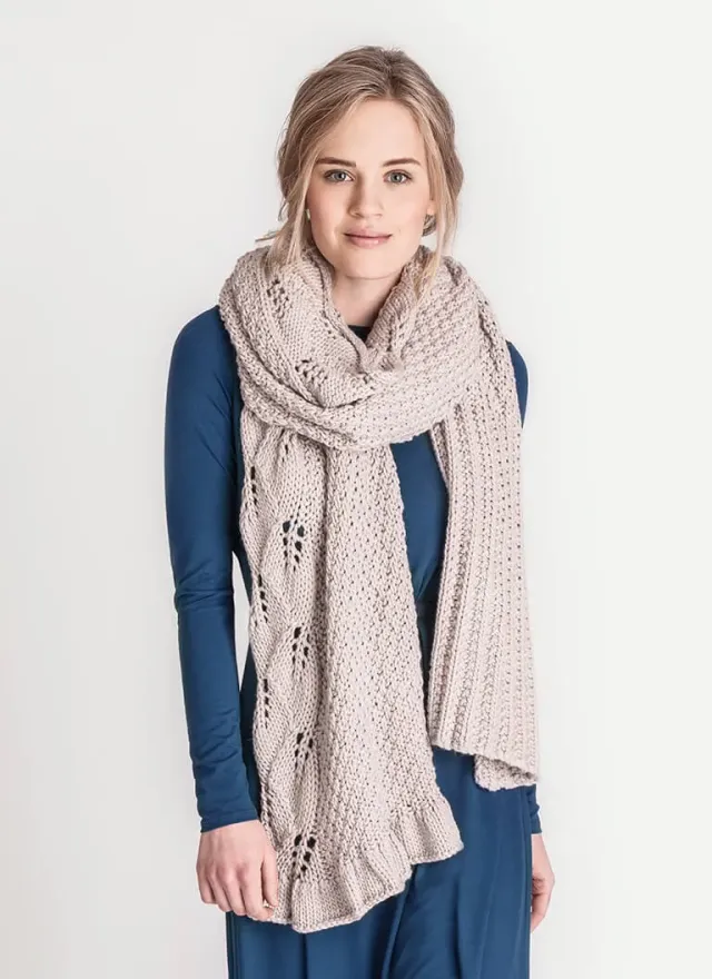 Blue Sky Fibers Classic Series Vining Wrap Strickanleitung Schal