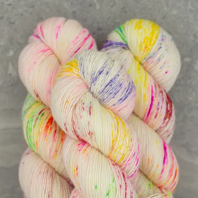 Madelinetosh Tosh Merino Light Garn Umbrella Sky Fingering