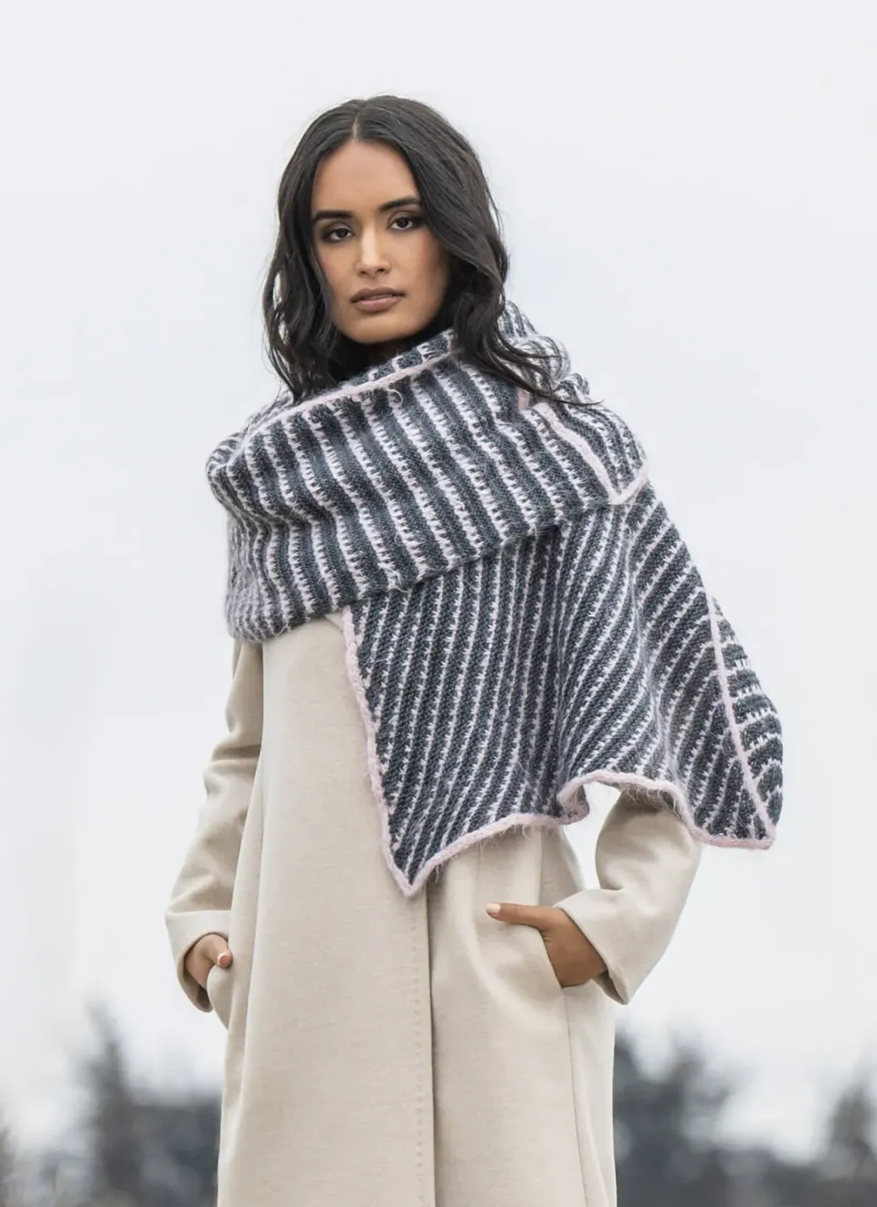 Blue Sky Fibers Classic Series Navigate Shawl Strickanleitung