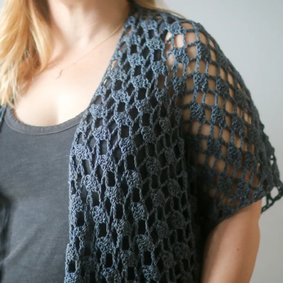 Madelinetosh Low Tide Shrug Häkelanleitung PDF DK