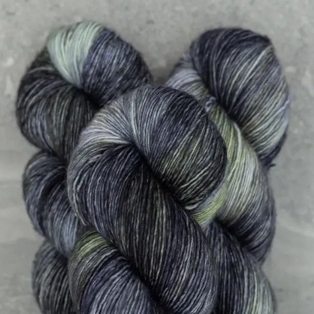 Madelinetosh Twist Light The Upside Down Sockengarn 384m