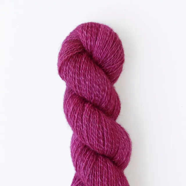 Madelinetosh Tosh Pebble Coquette Garn 205m Seide