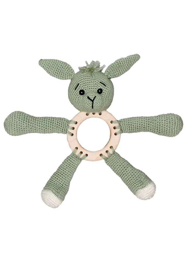 Go Handmade Hase auf Ring Greifling Häkelanleitung 18cm