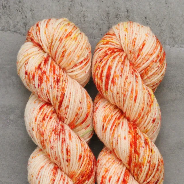 Madelinetosh Farm Twist GG Loves Speckles Wolle 205m DK