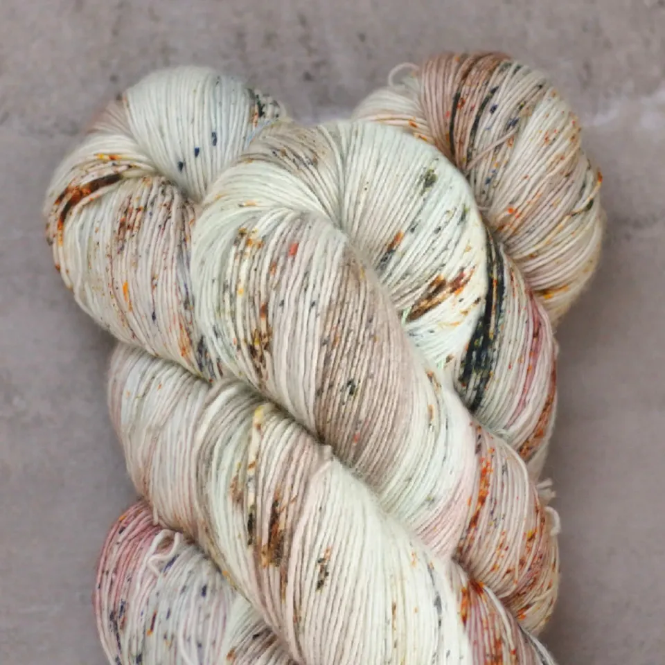 Madelinetosh Tosh Merino Light Frontier Stars Wolle Fingering
