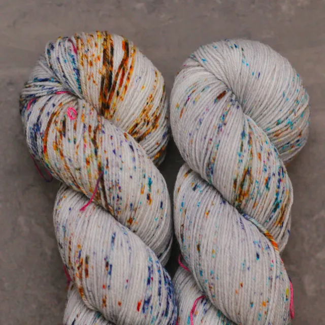 Madelinetosh Twist Light Conference Call Sockengarn 384m Merino
