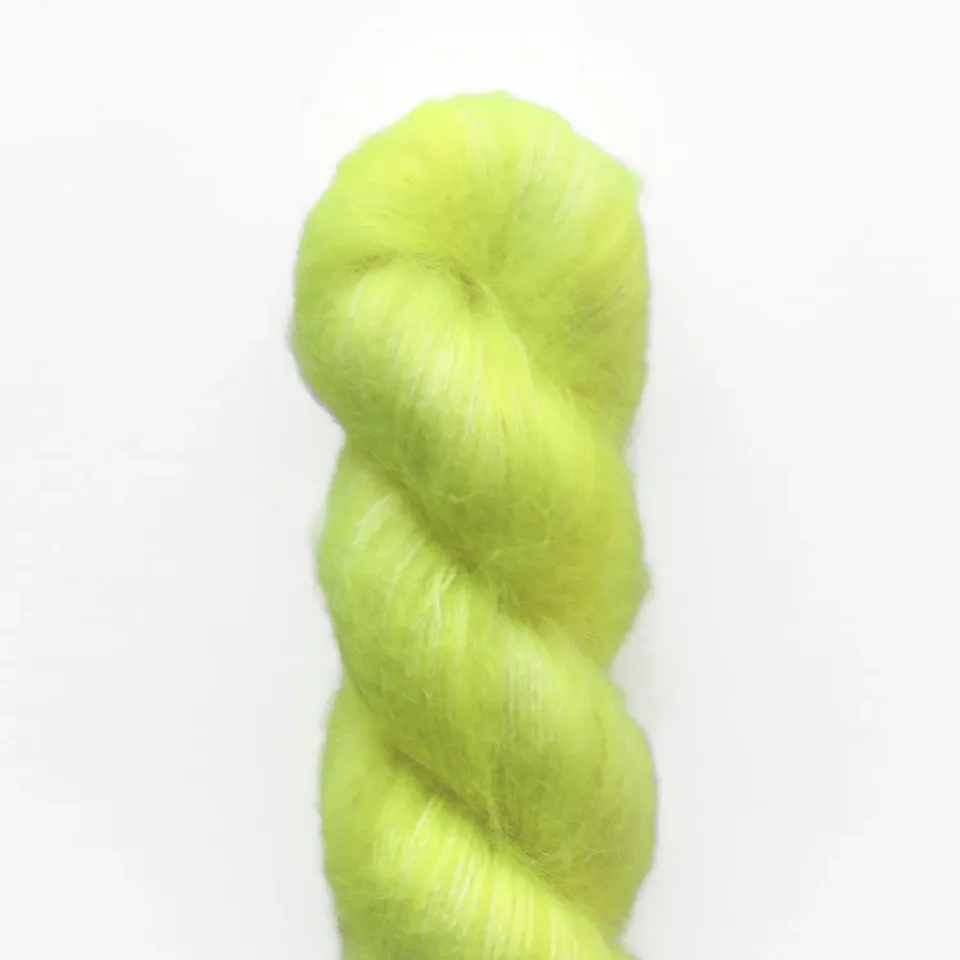 Madelinetosh Tosh Silk Cloud Edison Bulb Mohairgarn 302m fluffig
