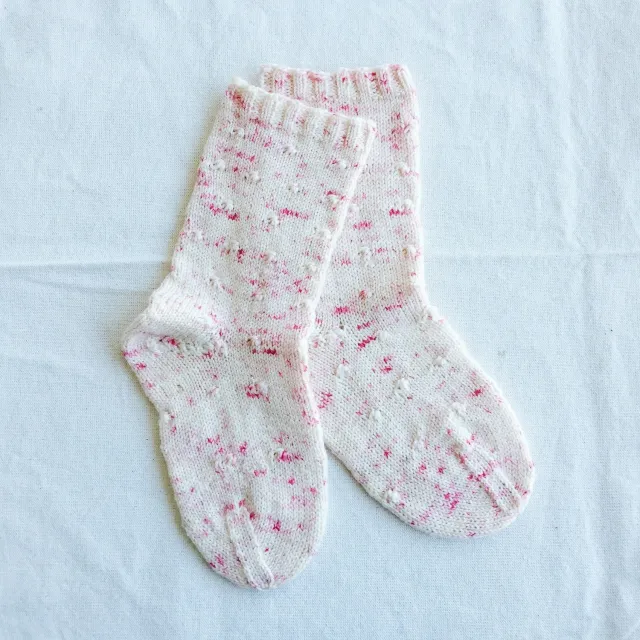 Madelinetosh Dimpled Socks Strickanleitung Socken PDF