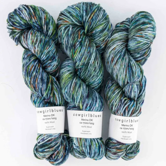 Cowgirlblues Merino 9 to 5 DK Wolle handgefärbt