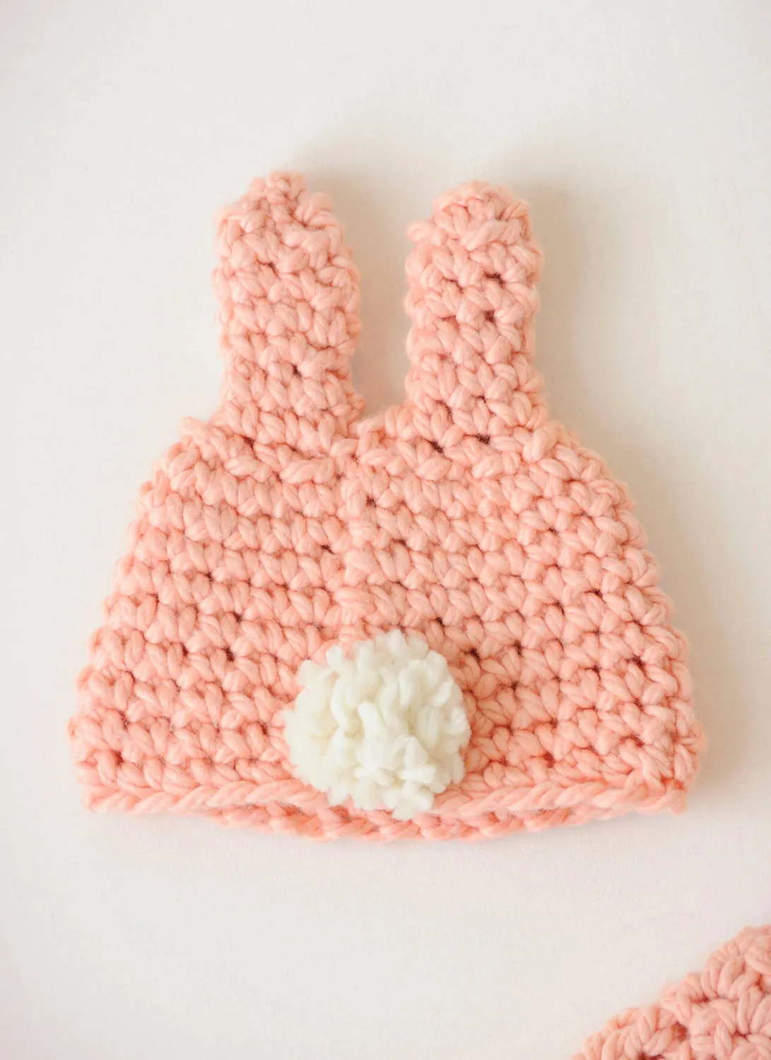 Blue Sky Fibers Bunny Hat Blankie Häkelanleitung PDF