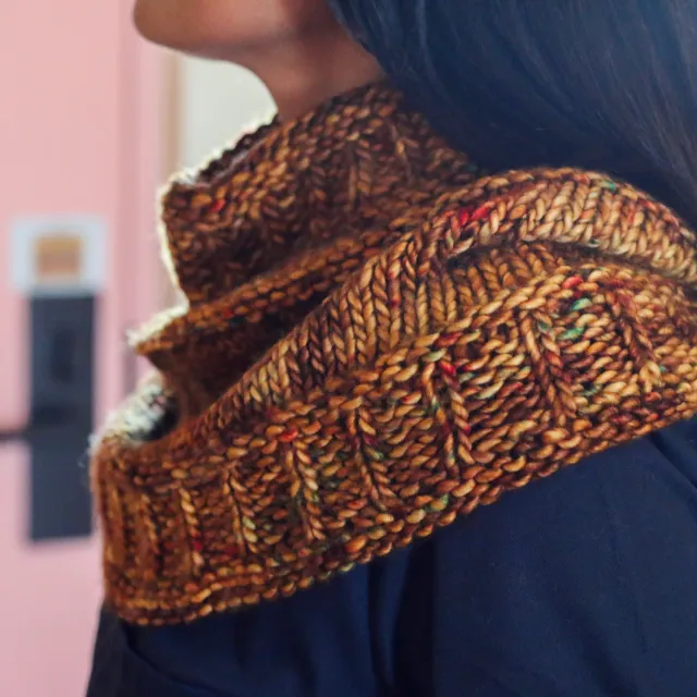Madelinetosh Naughty & Nice Cowl Strickanleitung PDF