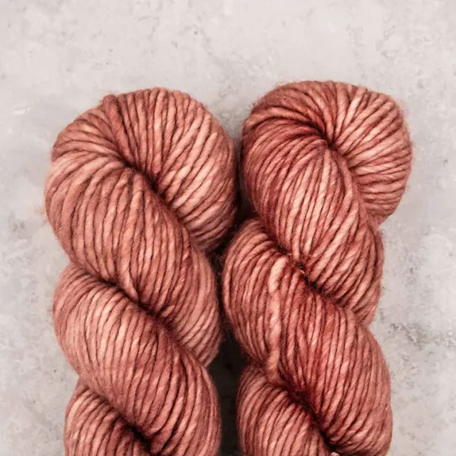 Madelinetosh ASAP Pink Mist Smoke Tree Wolle 82m