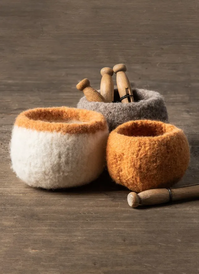 Blue Sky Fibers Hillman Felted Vessels Filzanleitung Highland Wool