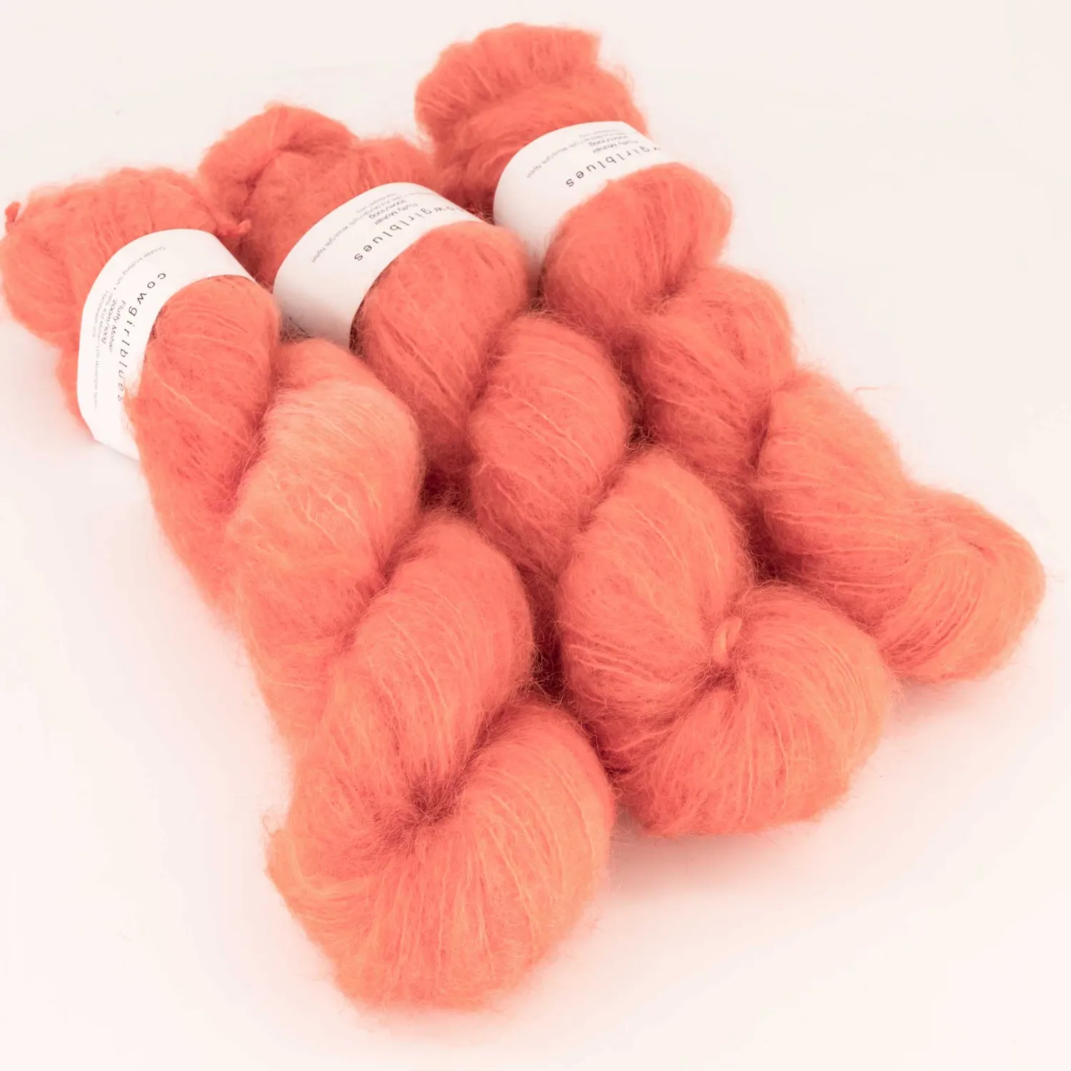 Cowgirlblues Fluffy Ruby Grapefruit Mohairwolle handgefärbt
