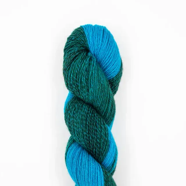 Madelinetosh Tosh Pebble Wolle Emerald City 205m Seide