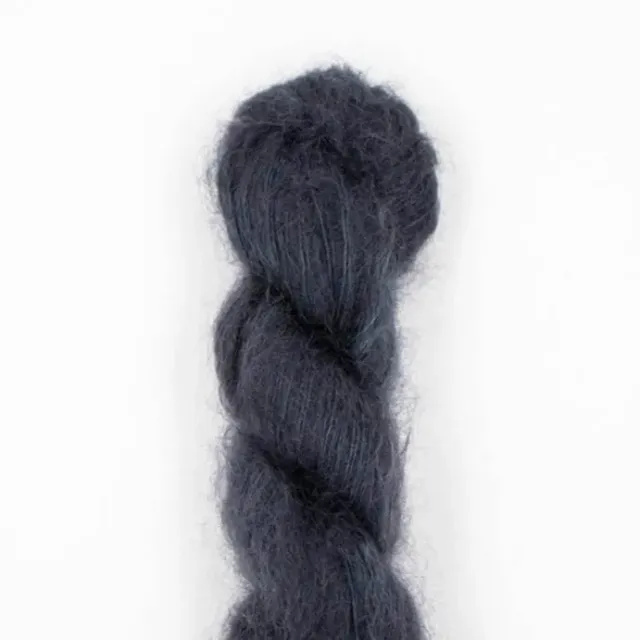 Madelinetosh Tosh Silk Cloud Garn Dirty Panther Mohair Seide