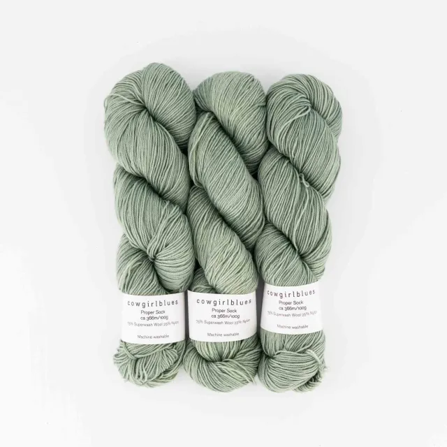Cowgirlblues Proper Sock Sage Sockengarn handgefärbt