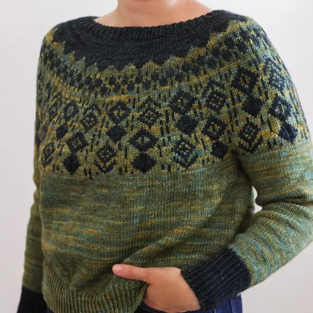 Madelinetosh Caladan Pullover Strickkit Größe 1 DK-Jacquard