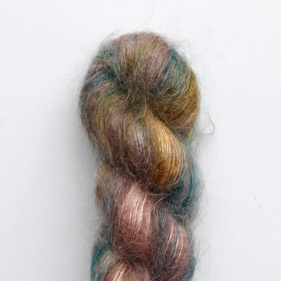 Madelinetosh Tosh Silk Cloud Unplugged Garn 1 Strang Mohair