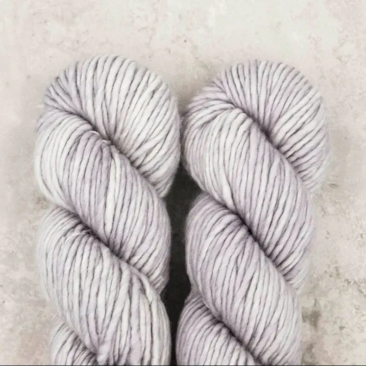 Madelinetosh Biggie Astrid Grey Wolle 82m Super Bulky