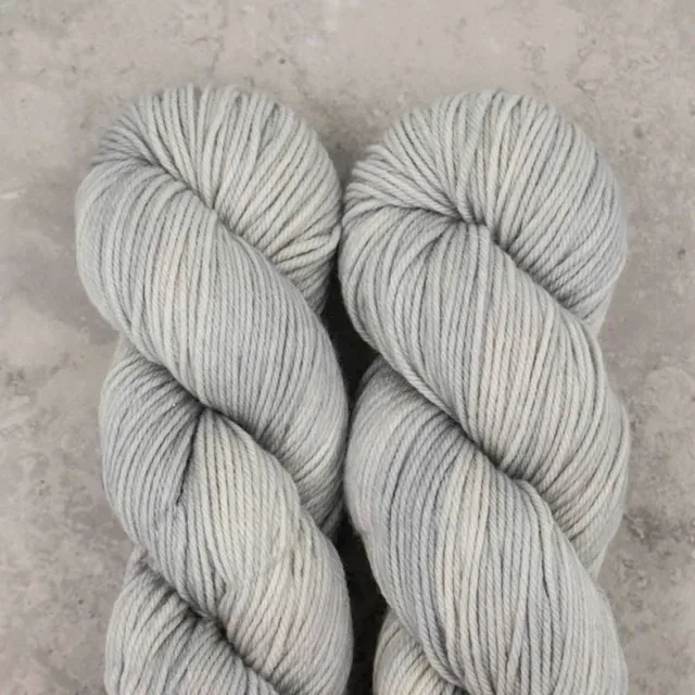 Madelinetosh Tosh DK Silver Fox Wolle DK 205m Merino