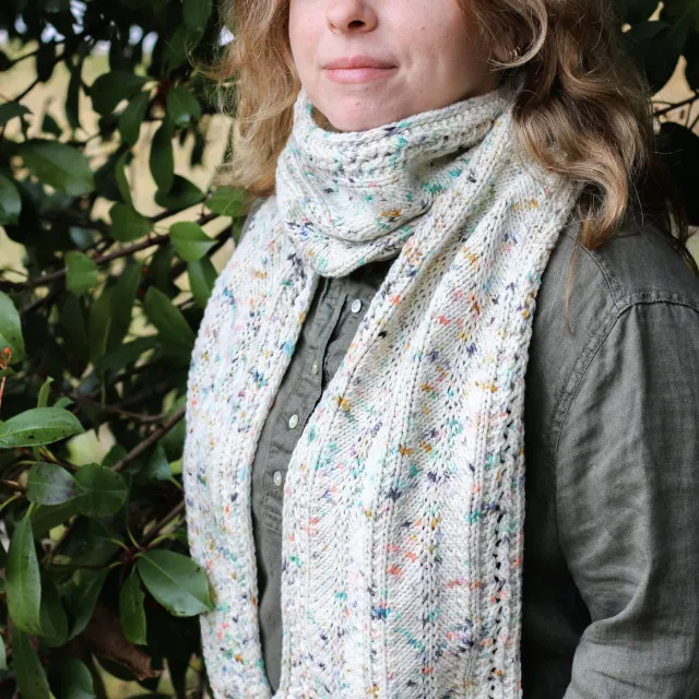 Madelinetosh Sundown Scarf Strickanleitung PDF bunt
