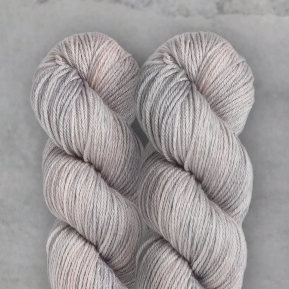 Madelinetosh Tosh Wool Cotton Calligraphy Wolle 200m DK