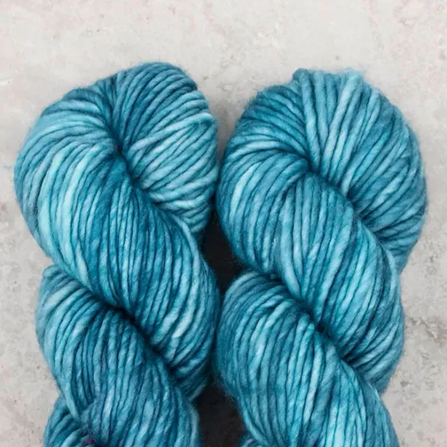 Madelinetosh ASAP Translation Wolle 1 Strang Super Bulky