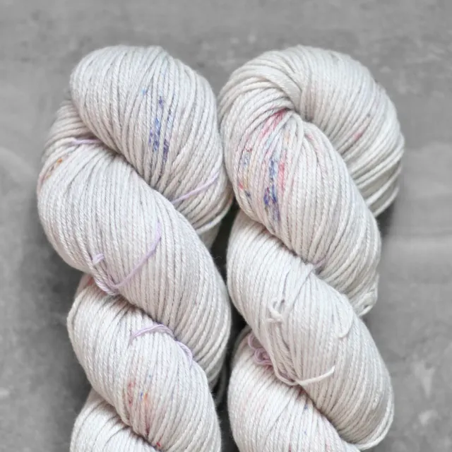 Madelinetosh Tosh Wool Cotton Wolle Orphism DK 1 Strang