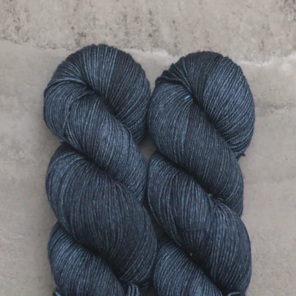 Madelinetosh Woolcycle Sport Garn Dubrovnik Upcycling-Wolle