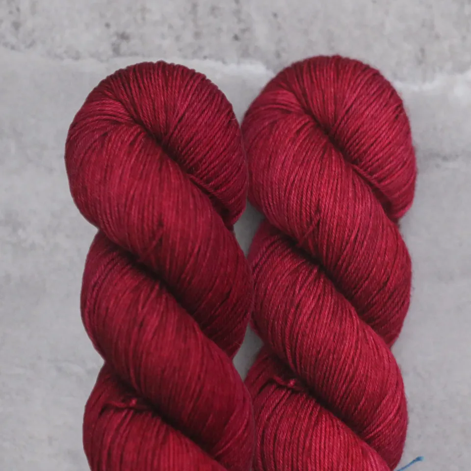 Madelinetosh Woolcycle Sport Fatal Attraction Wolle 1 Strang