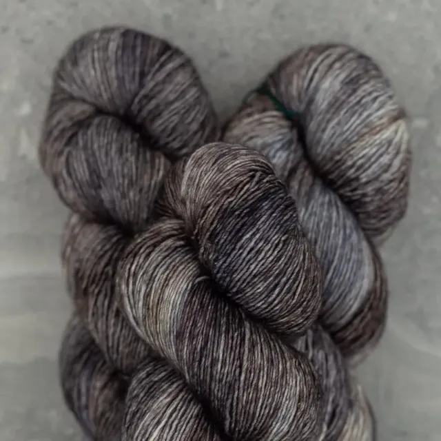 Madelinetosh Pashmina Pebble Garn 329m Sport