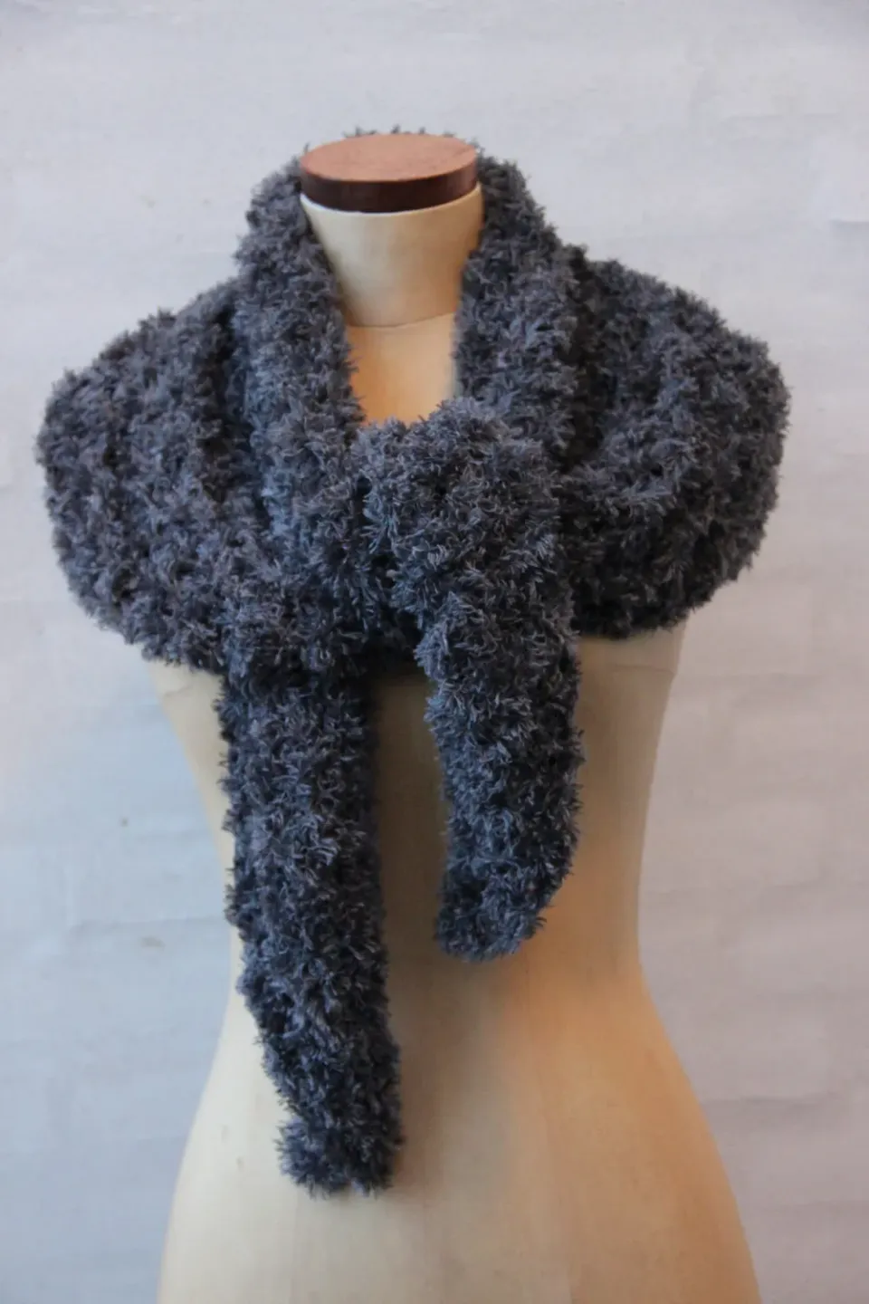 Go Handmade Granny Shawl Couture DK Häkelanleitung Tuch