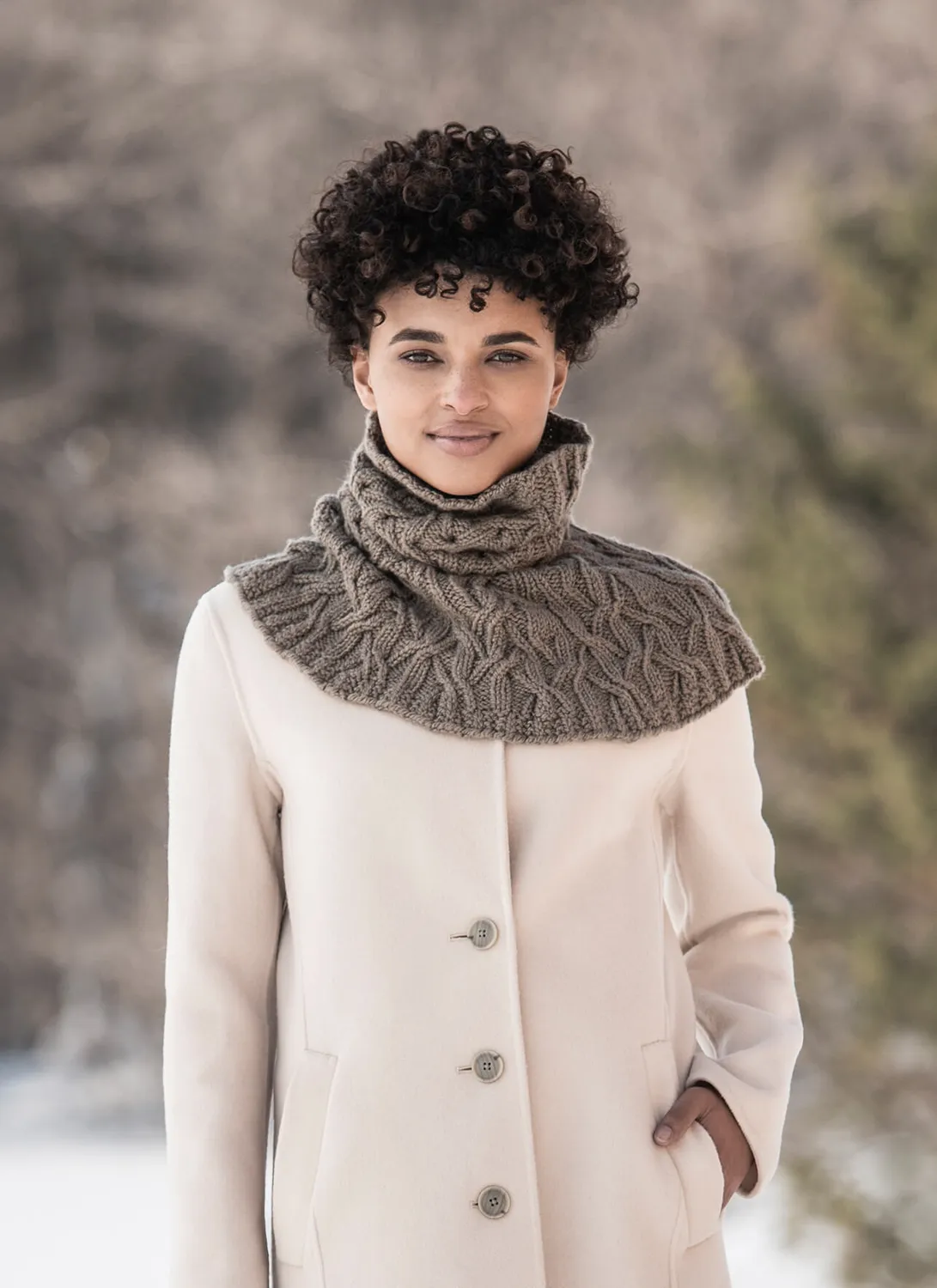 Blue Sky Fibers Classic Clarissa Cabled Cowl Strickanleitung