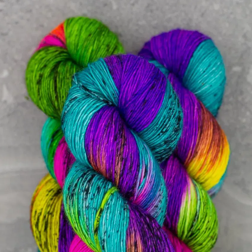 Madelinetosh Woolcycle Sport Piñata Pop Sportwolle 300m