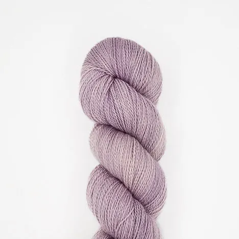 Madelinetosh Envoy Kit Gosia Tuch Strickset Seide-Merino