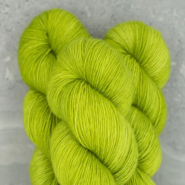 Madelinetosh Woolcycle Sport Grasshopper Garn 100g Upcycling