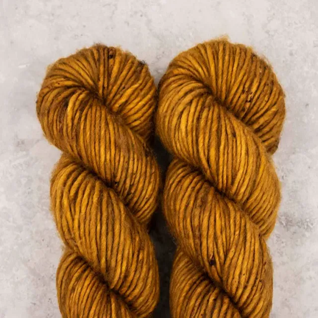 Madelinetosh ASAP Rye Bourbon Super Bulky Garn dick