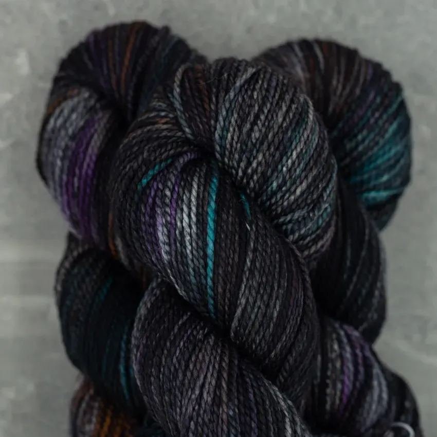 Madelinetosh Farm Twist Wolle Bittersweet DK