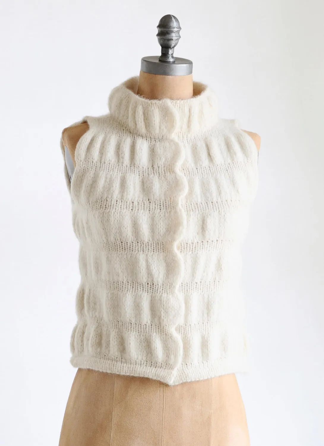 Blue Sky Fibers Classic Series Aprés Vest Strickanleitung Weste