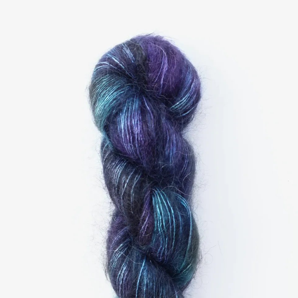 Madelinetosh Tosh Silk Cloud Twilight Skinny Dip Lacewolle