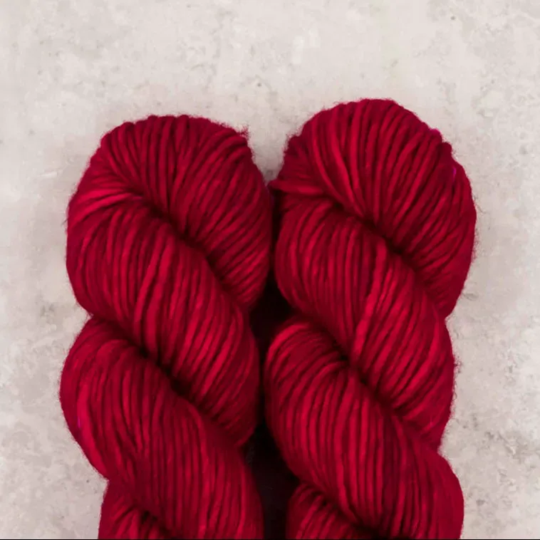 Madelinetosh ASAP Blood Runs Cold Strickwolle Super Bulky