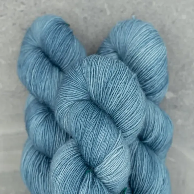 Madelinetosh Tosh Vintage Well Water Wolle worsted
