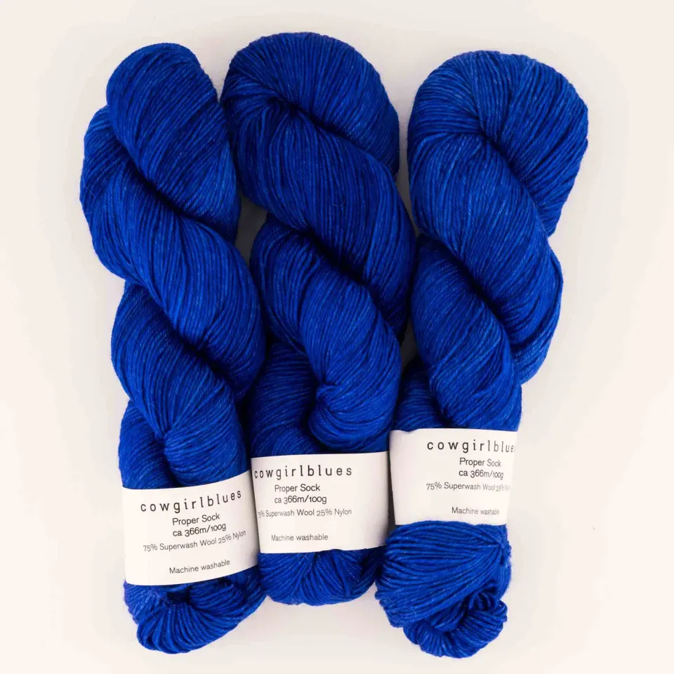 Cowgirlblues Proper Sock Cobalt Sockenwolle handgefärbt