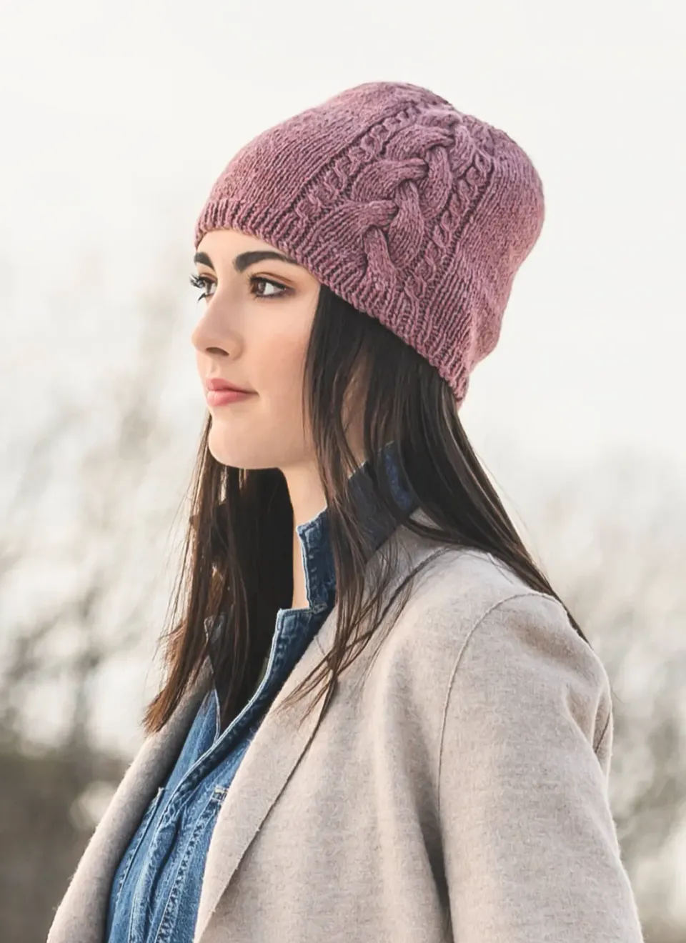 Blue Sky Fibers Classic Claremont Cabled Hat 202001 Strickanleitung Zopf