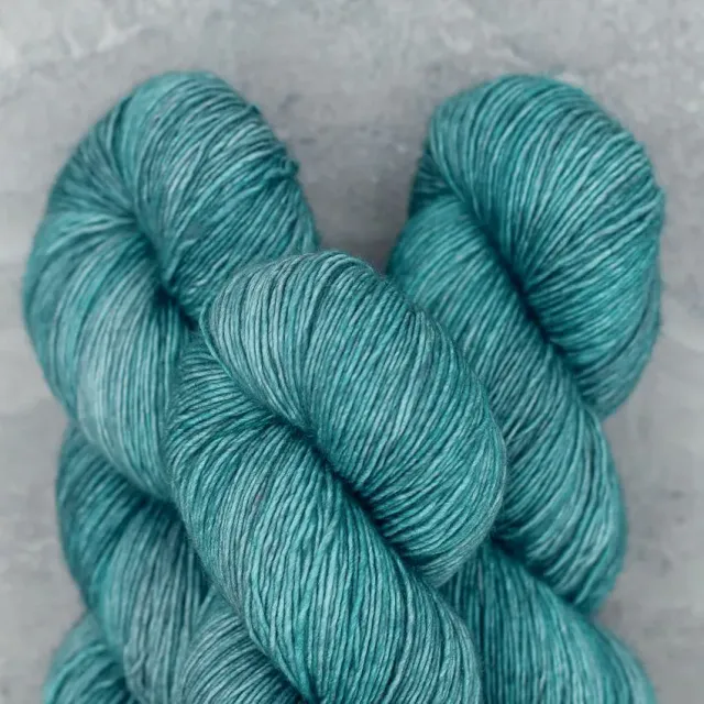 Madelinetosh Woolcycle Sport Undergrowth Wolle Upcycled