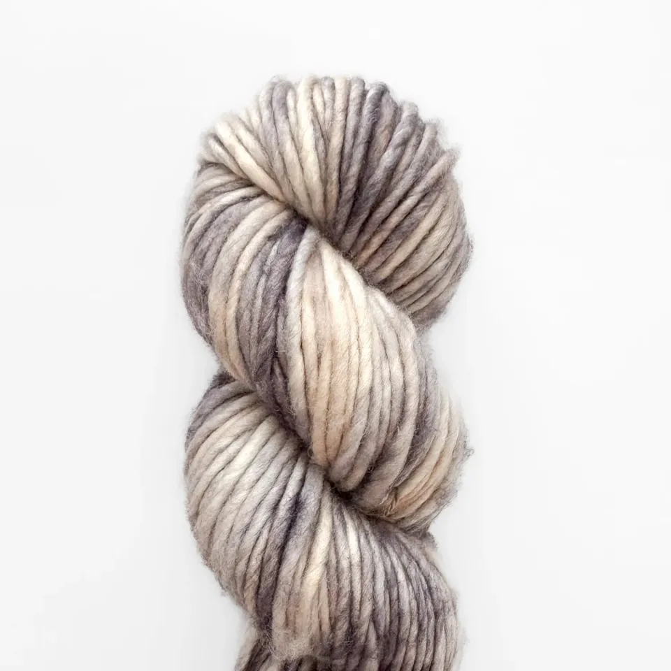Madelinetosh Biggie Wolle Lost in Light Super Bulky 82m